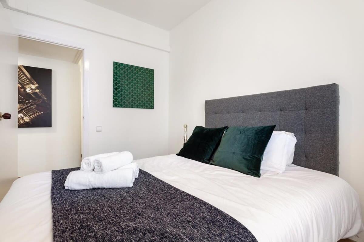 Exclusive Huge 4 Double Bedroom City Center Barcelona Luaran gambar